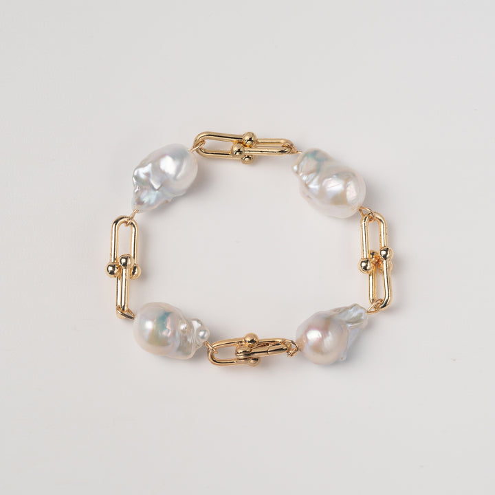 Horseshoe U-Link Baroque Pearl Bracelet, Gold Link Chain Bracelet