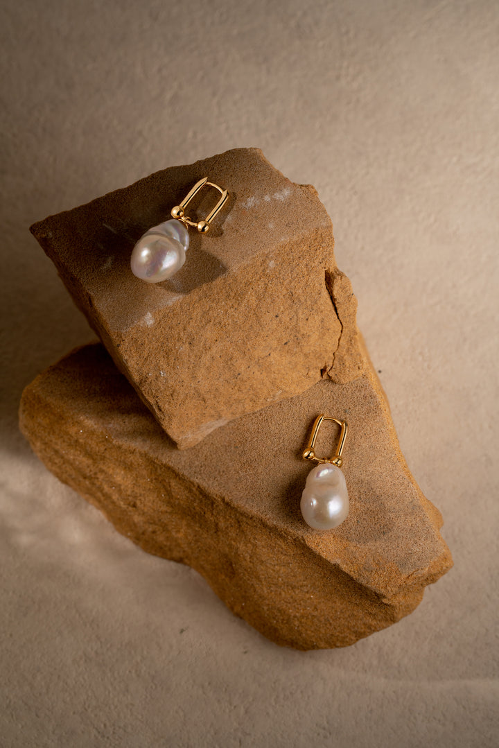 Horseshoe U-Link Baroque Pearls Earrings