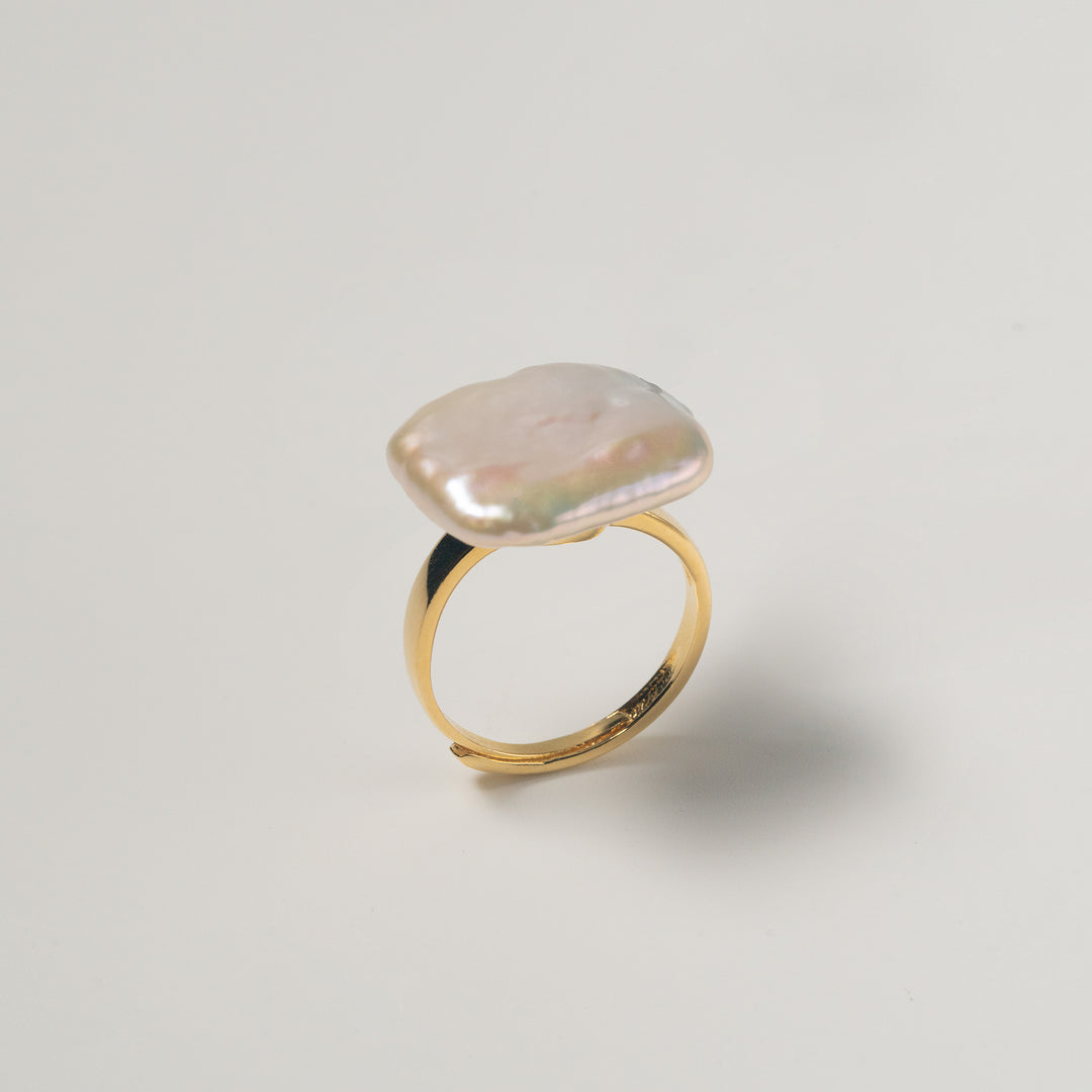 Baroque Pearl Ring - White Gold