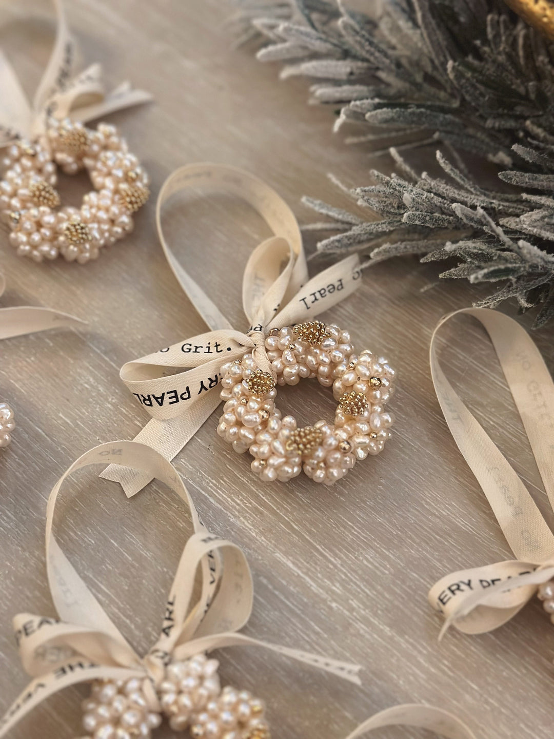 Christmas tree ornaments; pearl ornaments; Christmas decorations; Christmas tree decorations; pearl wreath