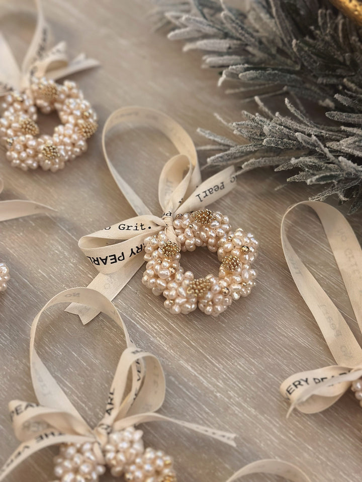 Christmas tree ornaments; pearl ornaments; Christmas decorations; Christmas tree decorations; pearl wreath