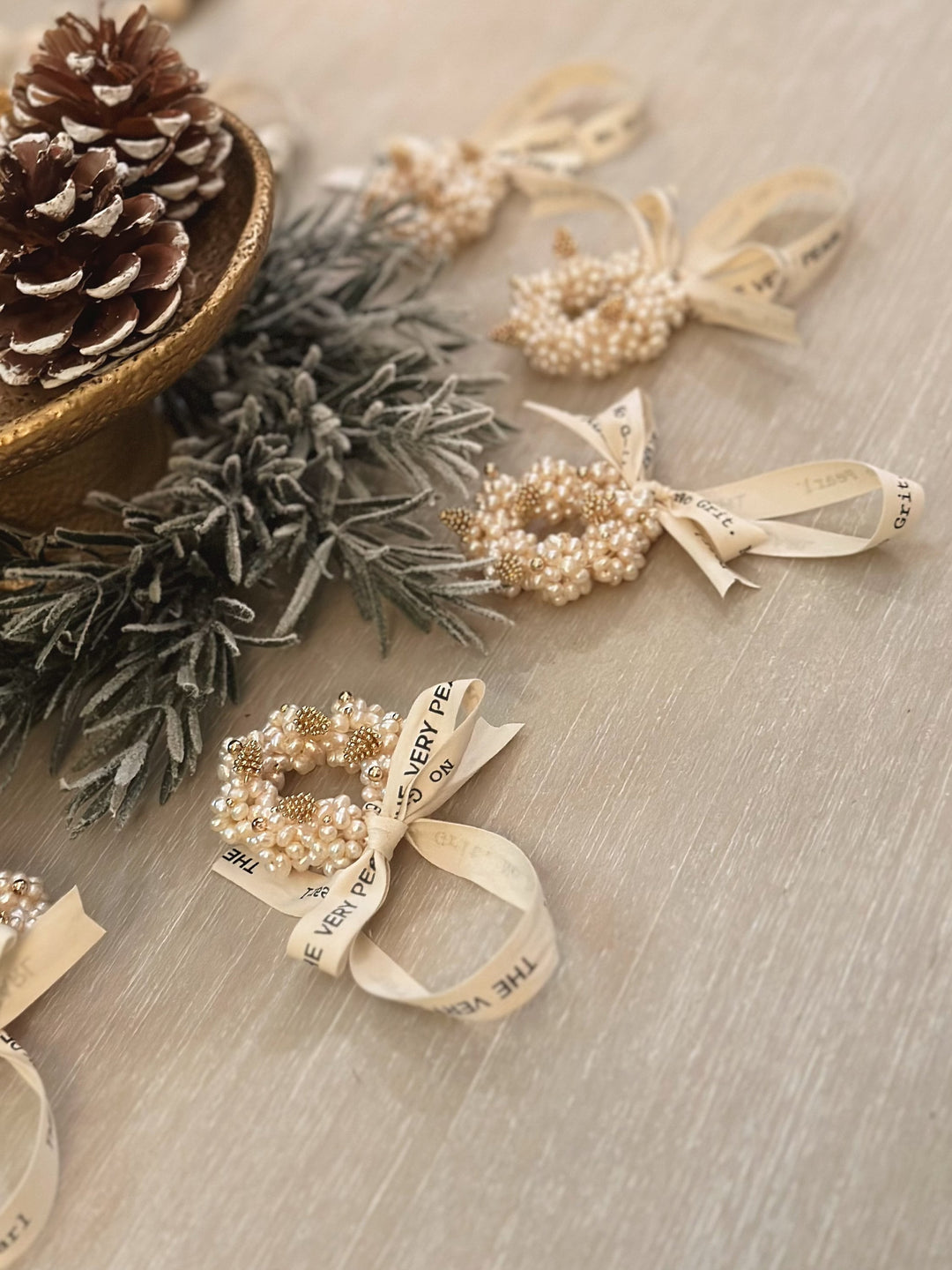 Christmas tree ornaments; pearl ornaments; Christmas decorations; Christmas tree decorations; pearl wreath