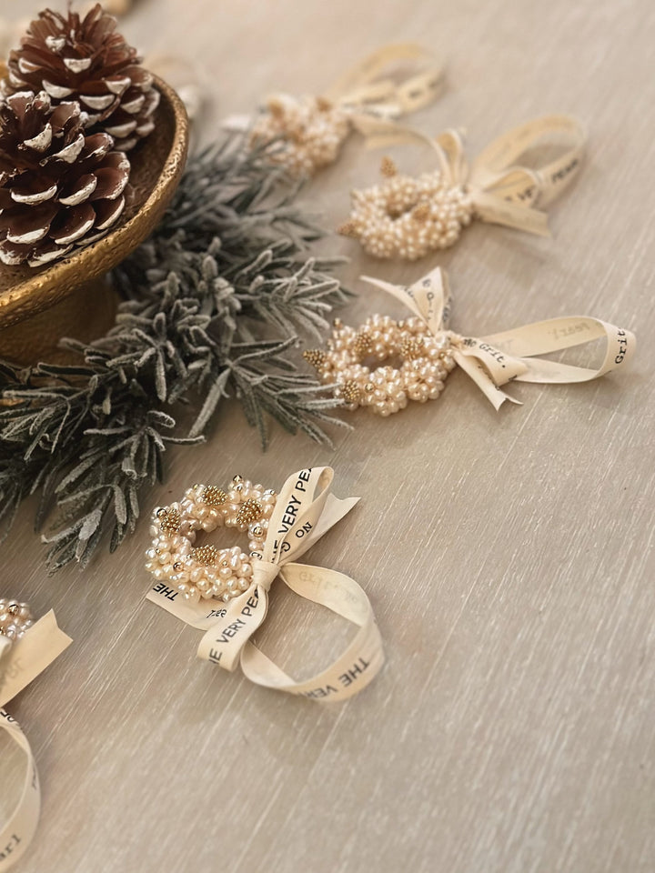 Christmas tree ornaments; pearl ornaments; Christmas decorations; Christmas tree decorations; pearl wreath