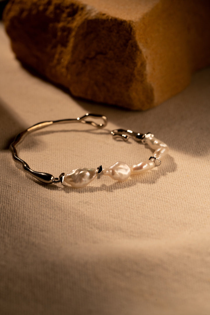 Half & Half Pearl Bracelet - White Gold