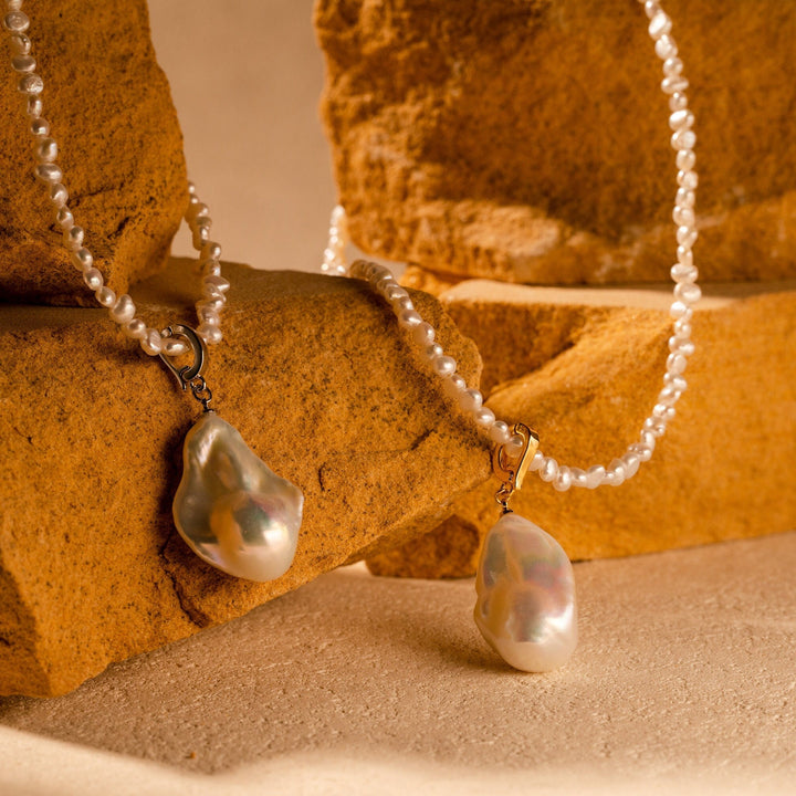 pearl choker; baroque pearl pendant