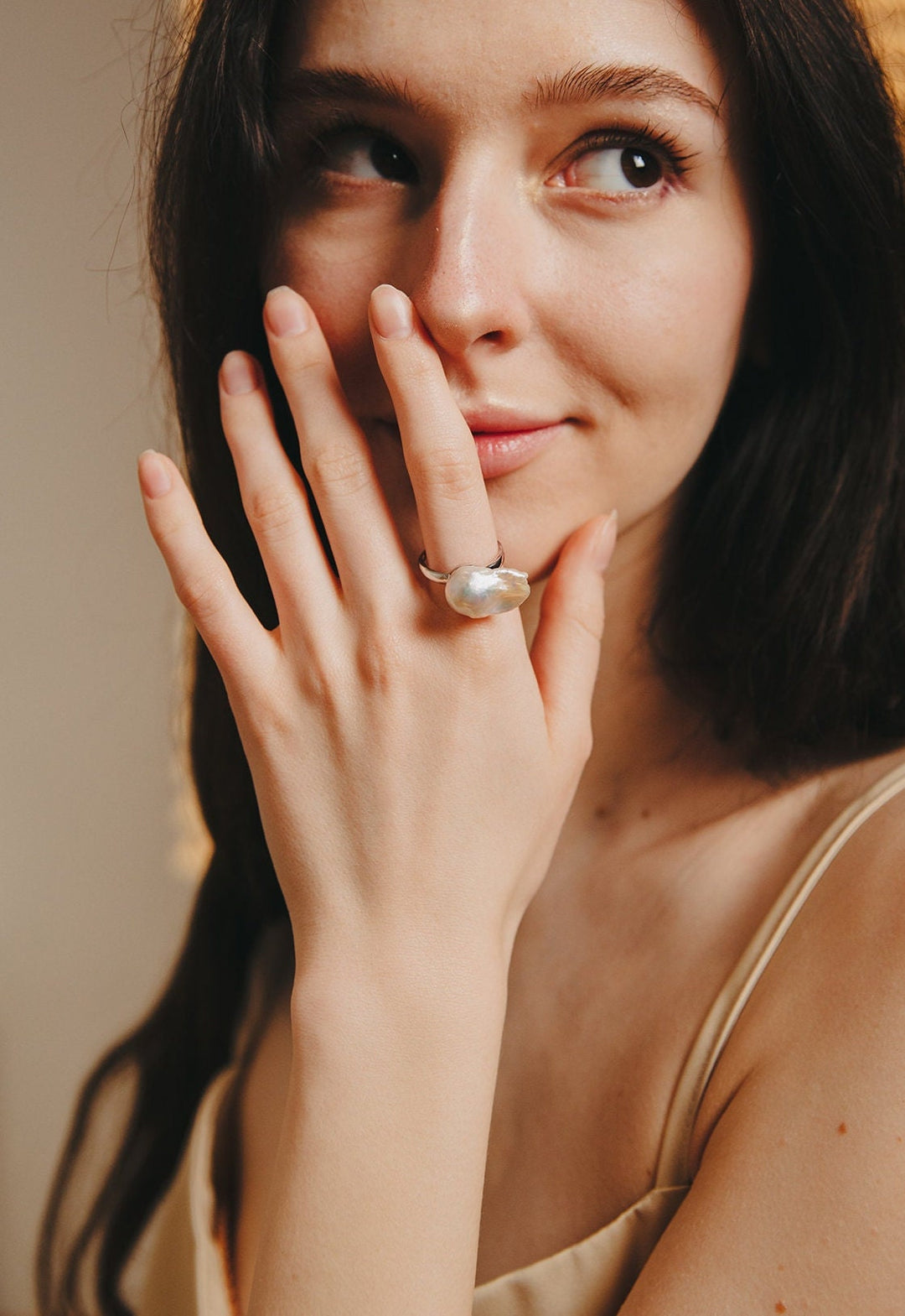 White Large Baroque Pearl Ring - Gold