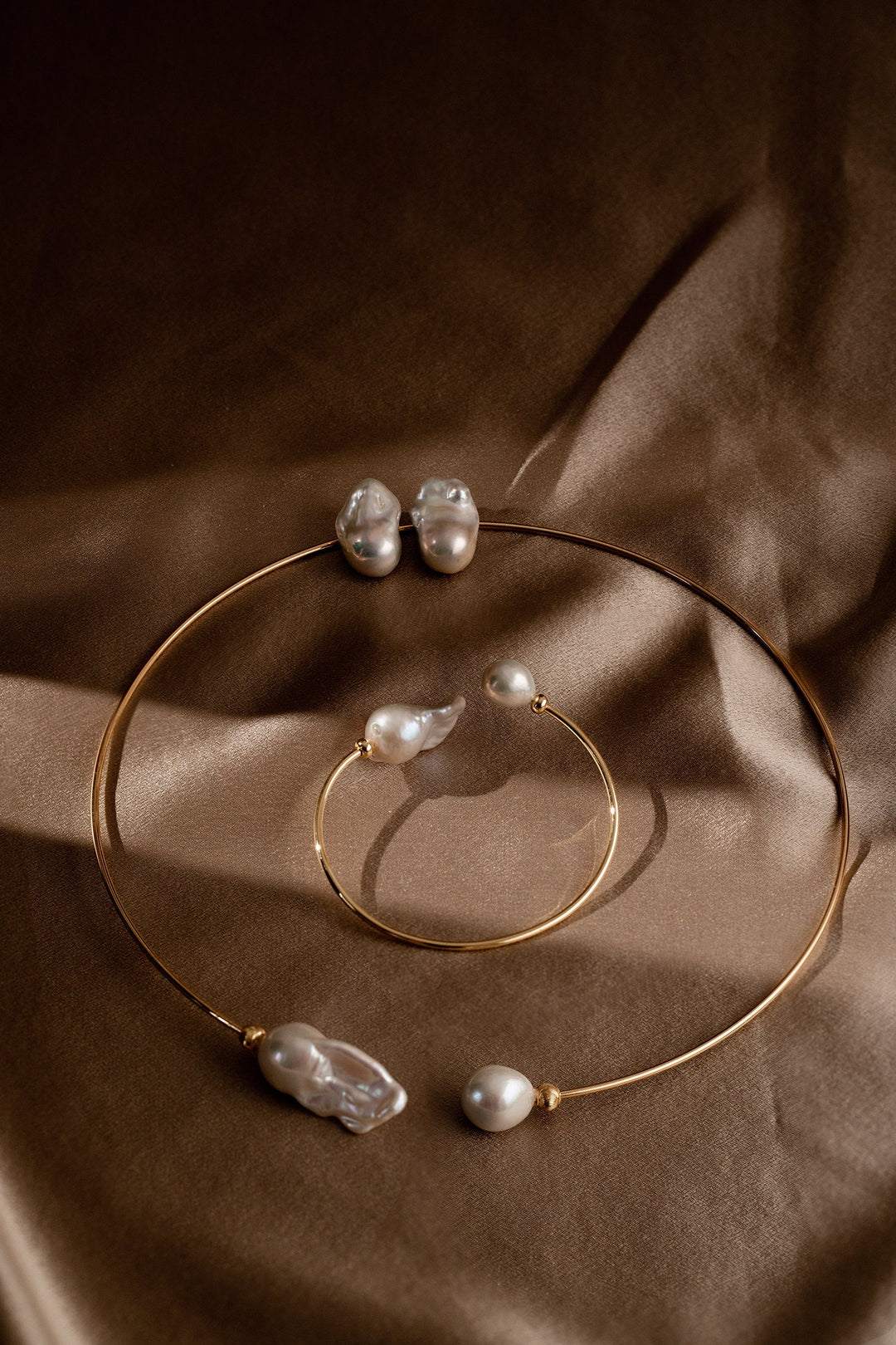 Baroque Pearl Bangle