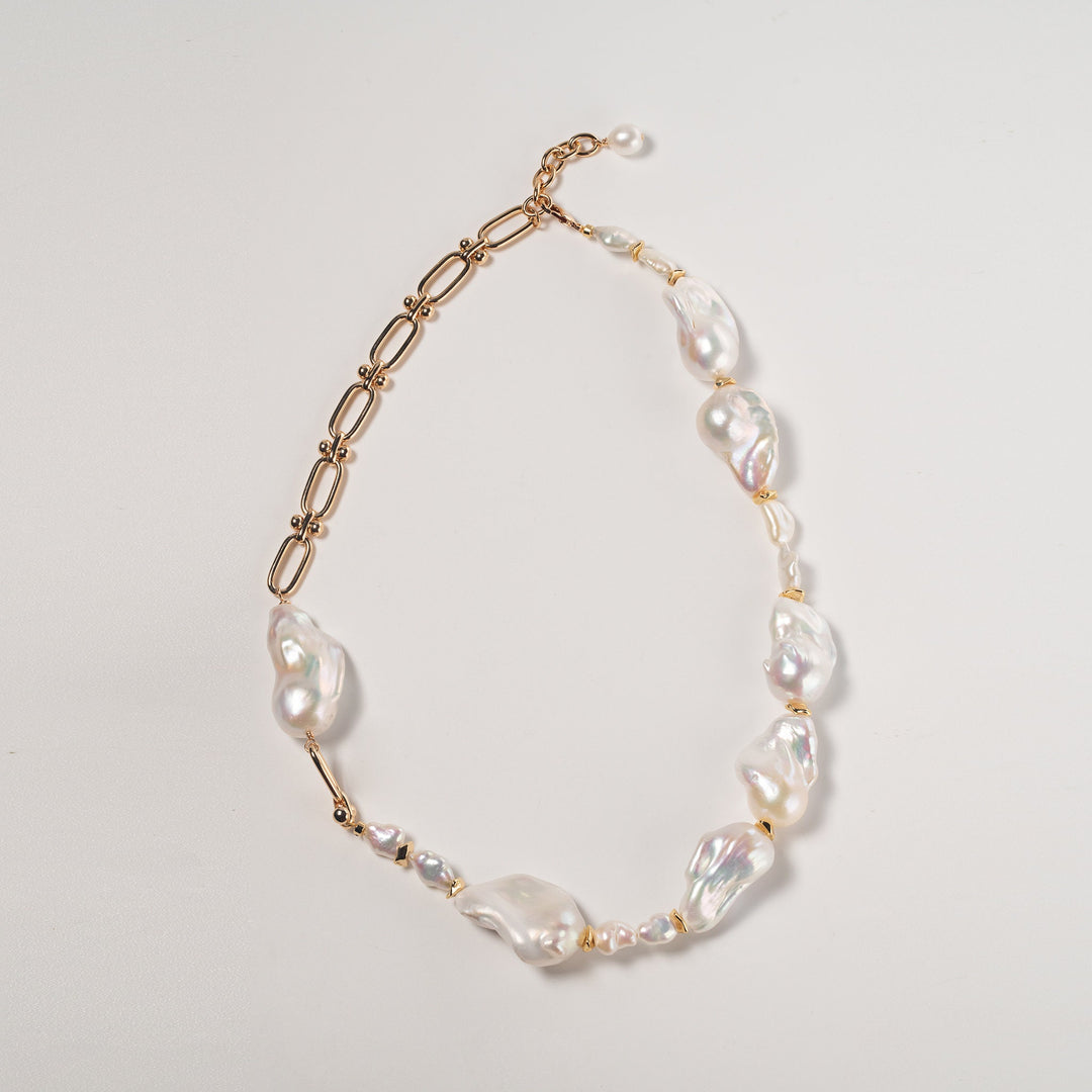 Baroque Pearl Metal Necklace - Gold