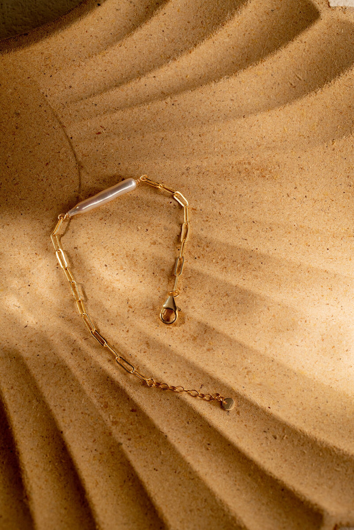 Baroque Keshi Pearl Bracelet: 14K Gold Filled Chain