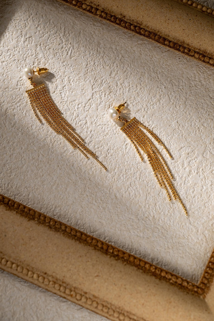 Elegant Pearl Drop Tassel Earrings: Gold Chain Fringe Statement Dangle Earrings for Women, Party & Evening Jewelry