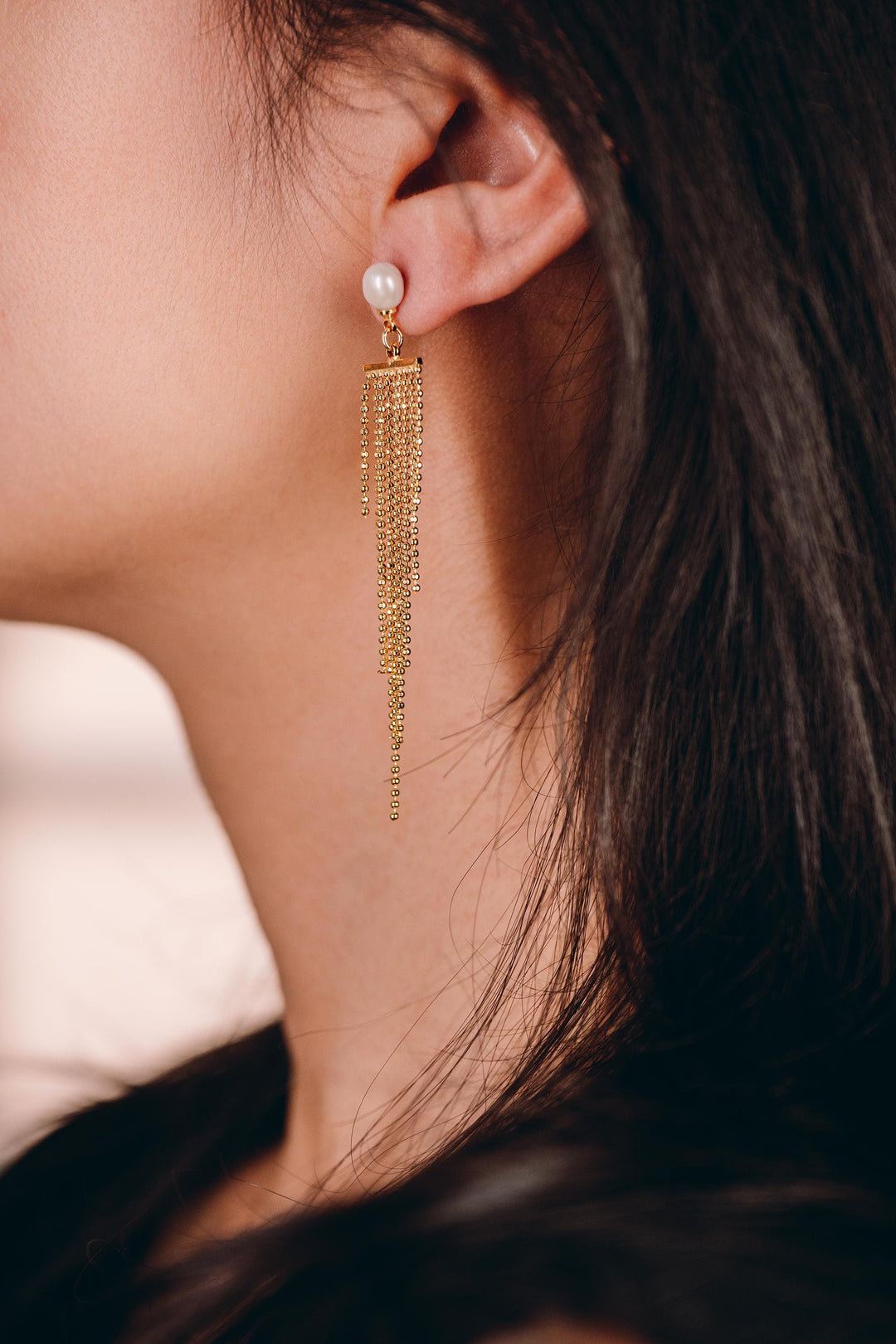 Elegant Pearl Drop Tassel Earrings: Gold Chain Fringe Statement Dangle Earrings for Women, Party & Evening Jewelry