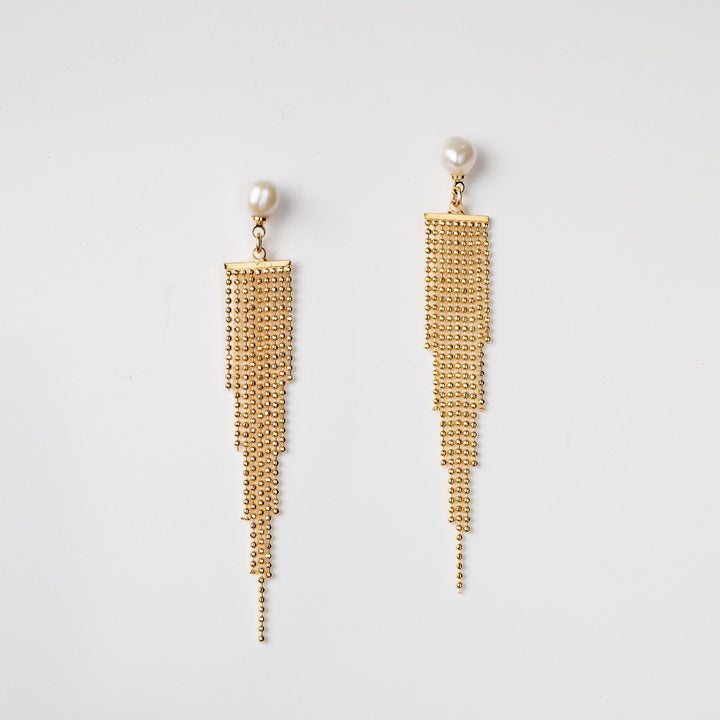 Elegant Pearl Drop Tassel Earrings: Gold Chain Fringe Statement Dangle Earrings for Women, Party & Evening Jewelry