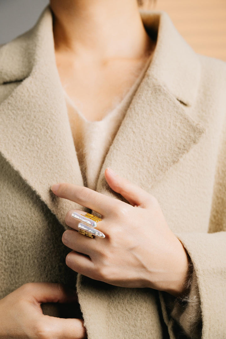 rings for women, pearl silver ring, pearl ring, gift for her, sterling silver ring, baroque pearl ring, baroque pearl, birthday gifts, jewelry gift, statement ring, freshwater pearl, architecture ring, silver ring