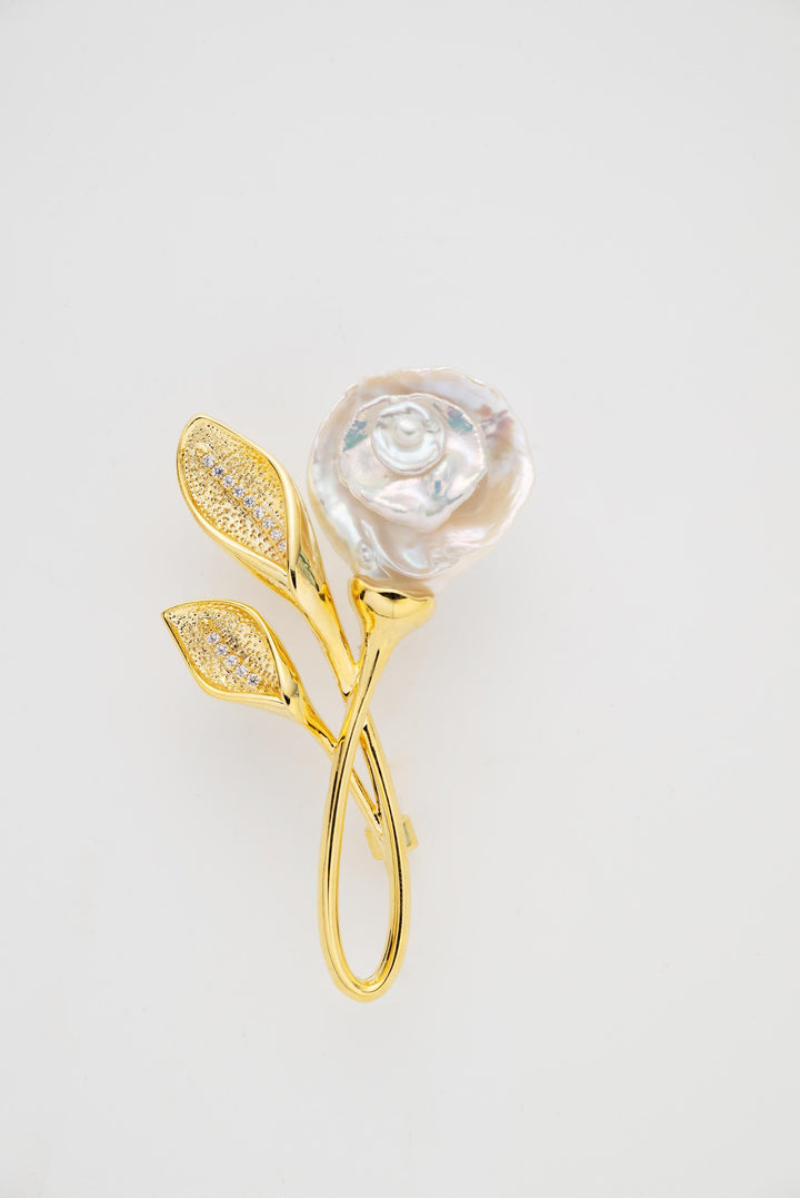 Vintage Rose Pearl Brooch: 18K Gold-Filled Floral Pin for Coats, Dresses & Scarves, Elegant Gift for Women