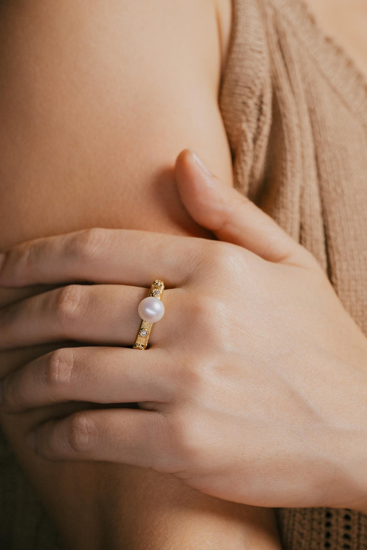Brushed Metal Pearl Ring, Gold filled, Vintage Statement Ring